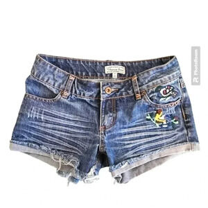 Love H 81 Shorts Womens Jean shorts Embroidered Bird Sz 25 Cut Offs Cuffed Eigh…